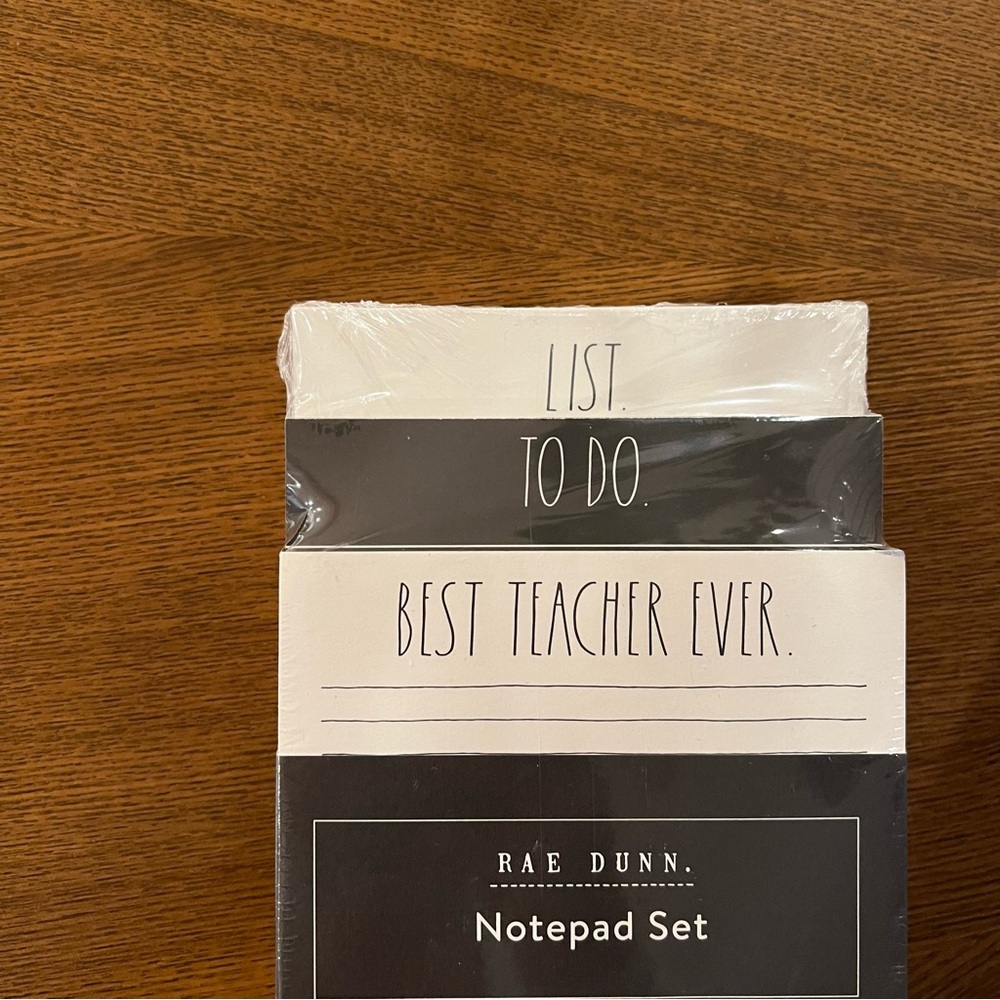 RAE DUNN “Best Teacher Ever” Notepad Set